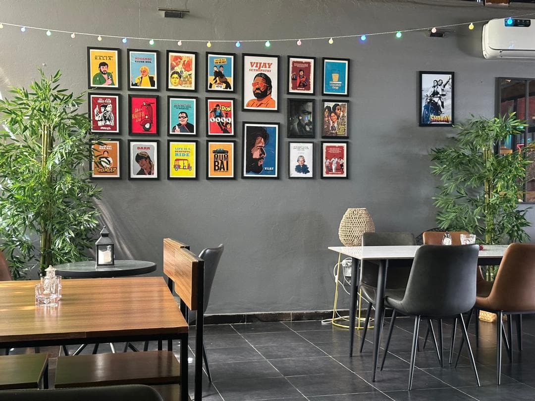 La salle du restaurant SHALUC en journée